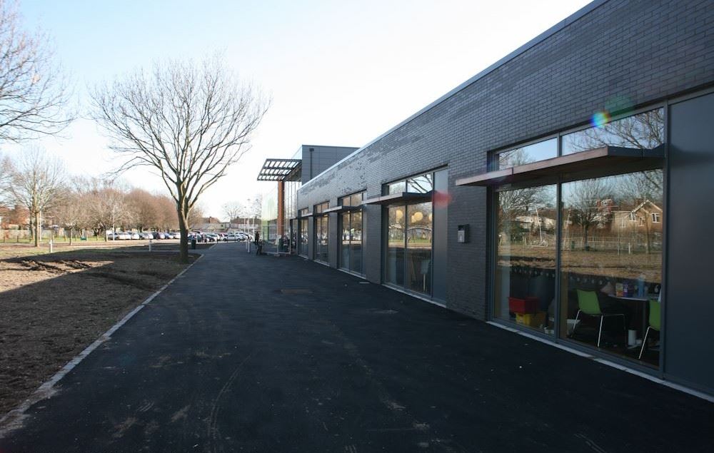 Locations Hub - Hanworth Air Park Leisure Centre