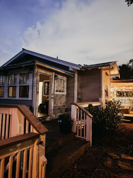 Oasis in South Seminole Heights