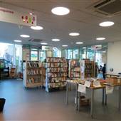 Queen's Crescent Library