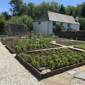 Leat Farm & Barn