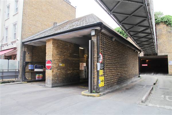 Pembroke Road North- Broadwalk Terrace Car Park