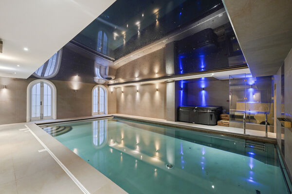 Modern Essex Mansion