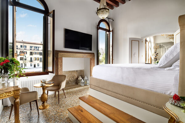 らちゅPuntoVenezia dalle radici ad oggi Locations Hub - Dimora Dolce vita