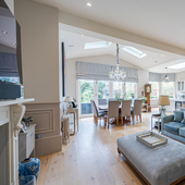 Clapham Old Town Home