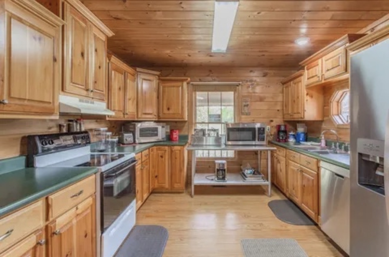 Jones Ranch Rambouillet Locations Hub - Jones Ranch House