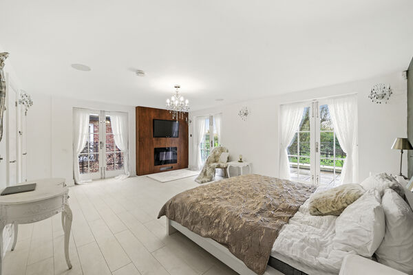 Modern Essex Mansion