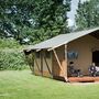 Lee Valley Caravan Park, Dobbs Weir
