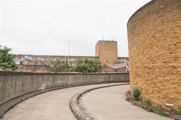 Pembroke Road North- Broadwalk Terrace Car Park