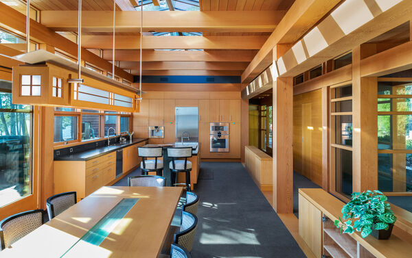 Locations Hub - Gaines Residence