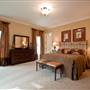 Bell Rd Manor