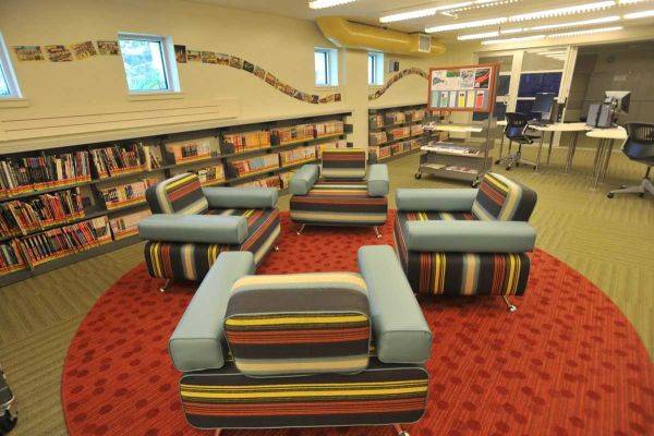 Locations Hub - Middle Country Library