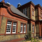 Brentford Library