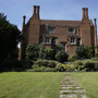 Roos Hall